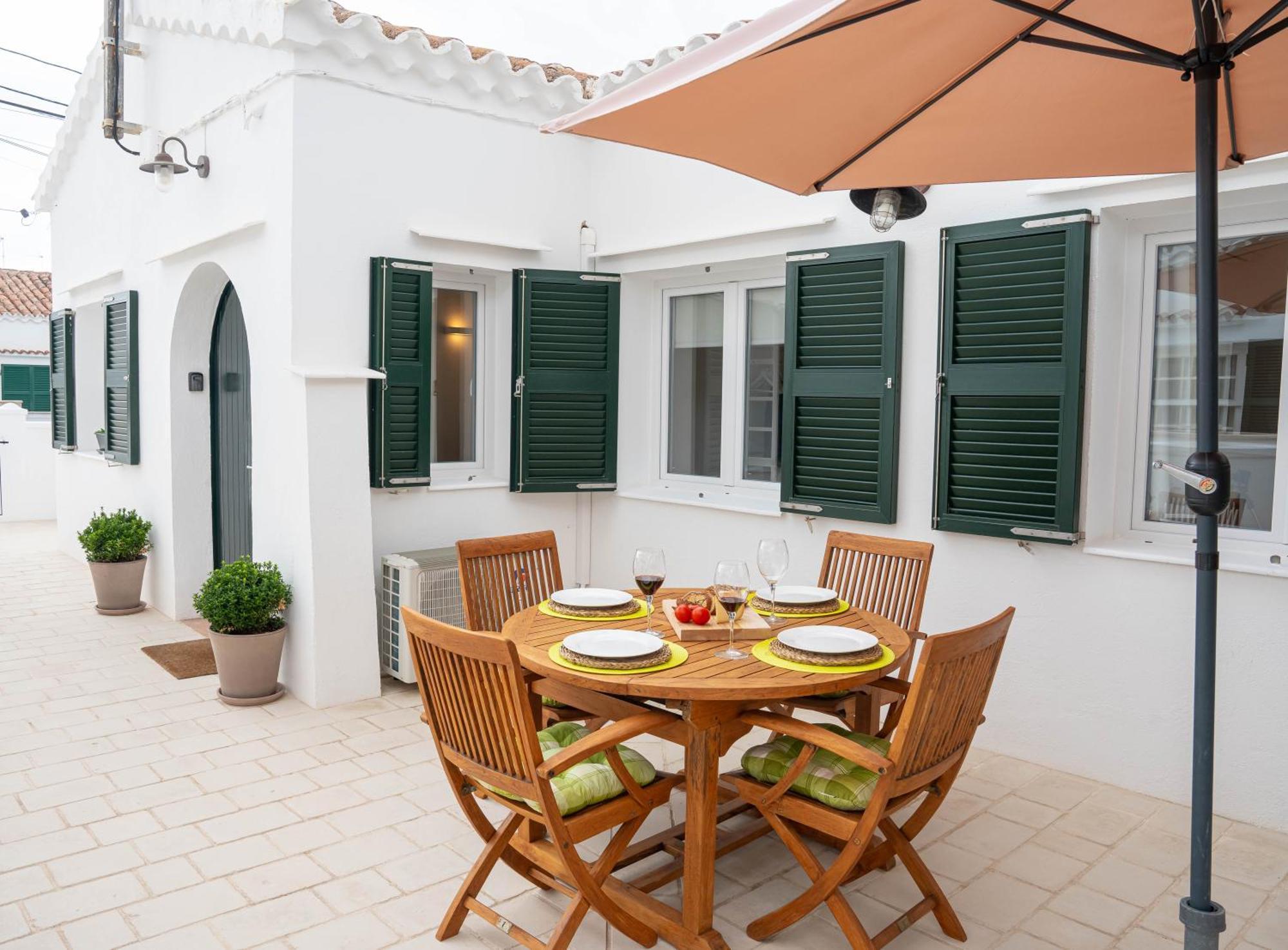 Casa Menorquina Centro Ciutadella Villa Ciutadella  Exterior photo